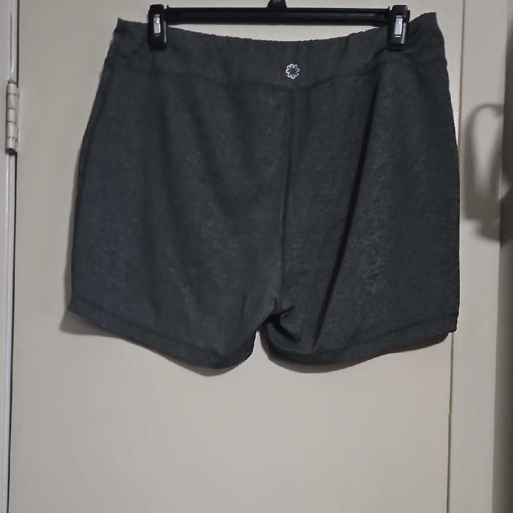 Women's Plus Gray Athletic Shorts - Picture 3 of 3